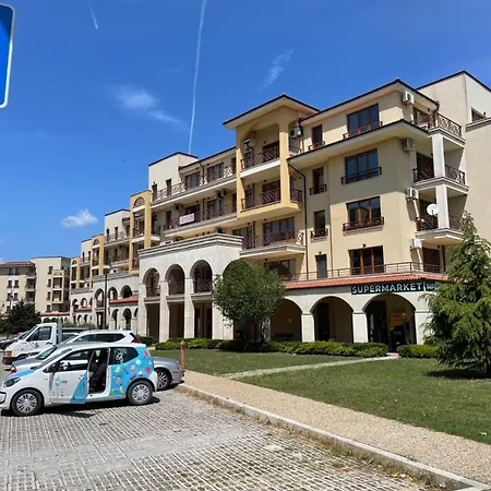 Apartment M&v Lighthouse Balchik